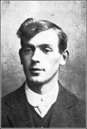 Private Edmund STAVELEY